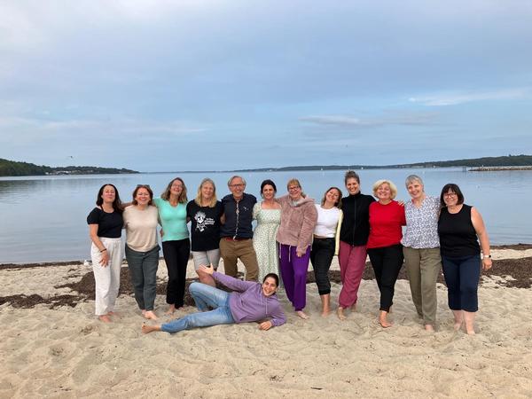 Herzlichen Glückwunsch - zum Abschluss der Kinaesthetics-TrainerInnen Ausbildung Stufe 2 Kreatives Lernen